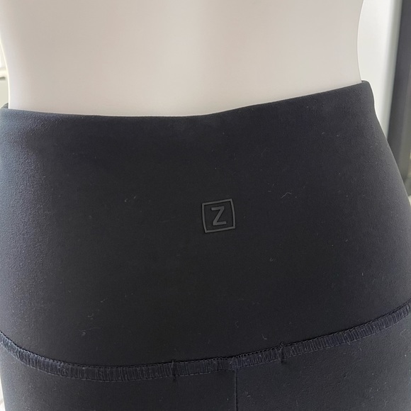 High waisted black leggings. - Picture 2 of 2